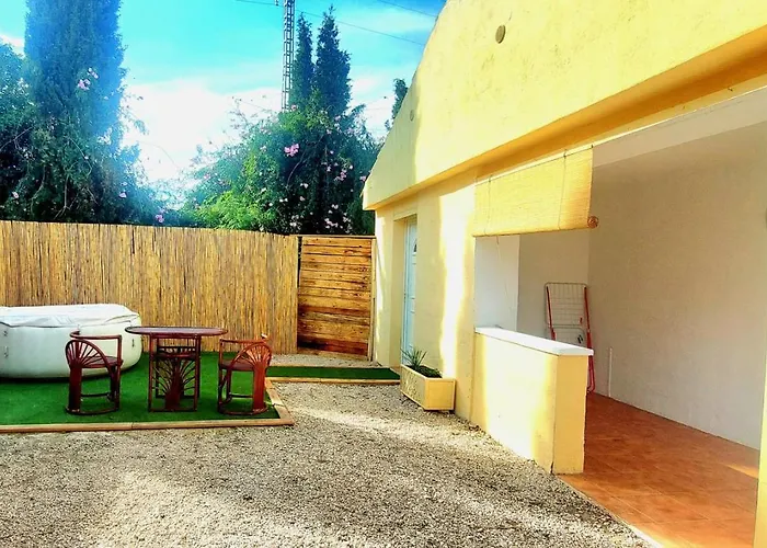 Casa Amarilla